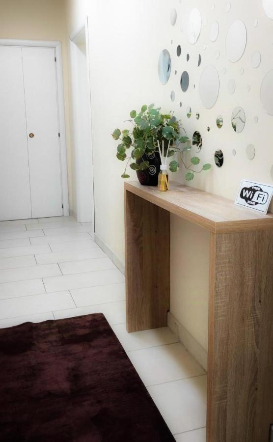 76 Avenue Suites Wi-Fi - Shuttle 레조디칼라브리아 외부 사진